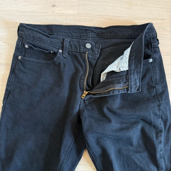Levis 541 Black Denim Jeans - Picture 2 of 4